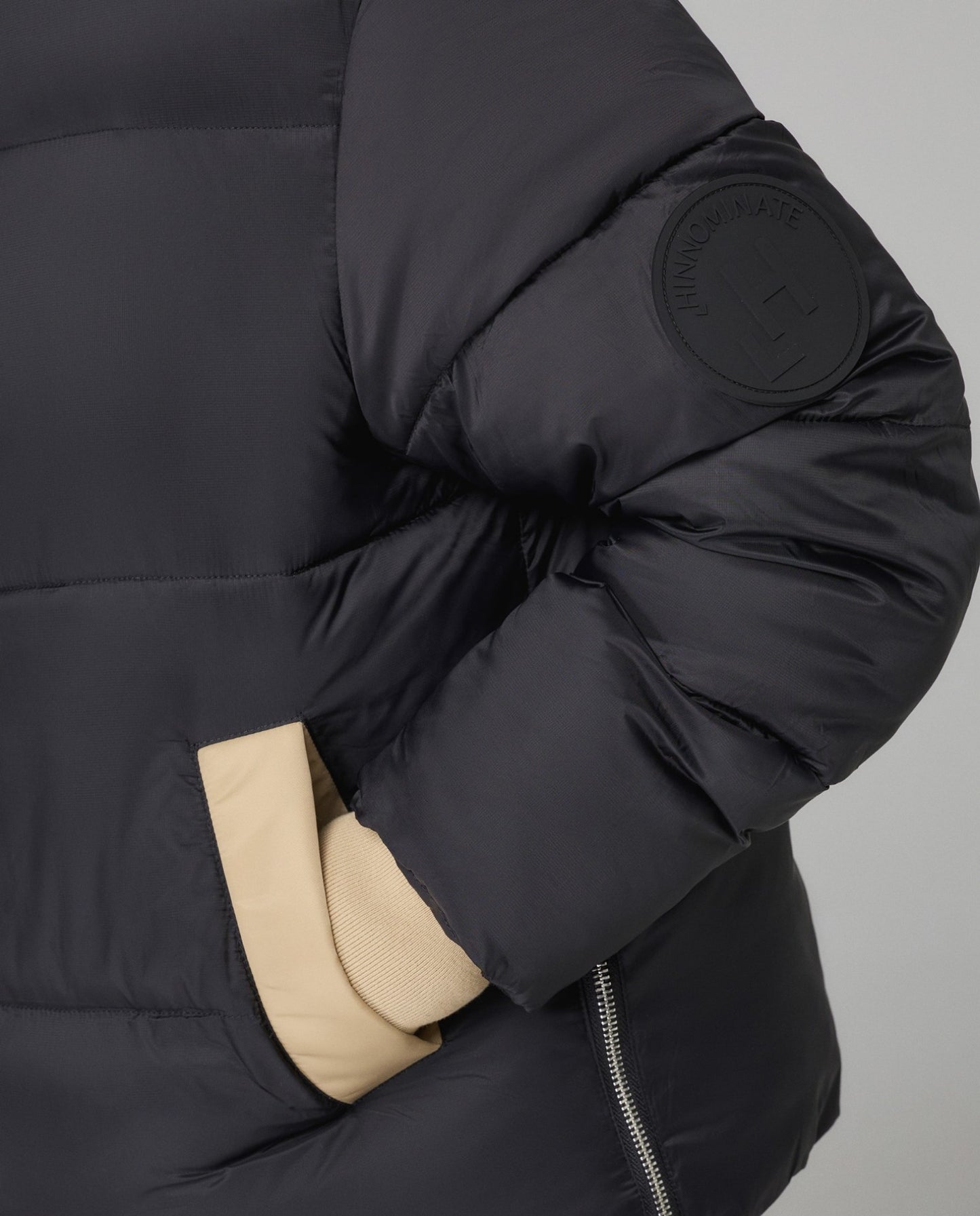 Bomber Hinnominate